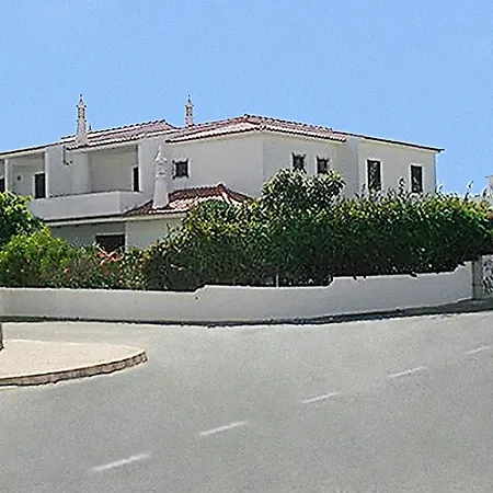 Apartman Cheerfulway Oura Village Garden